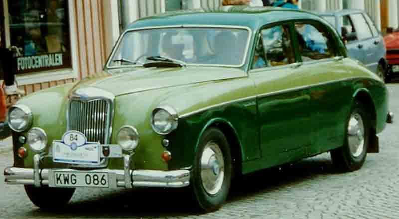 File:Riley Two Point Six Saloon 1959.jpg