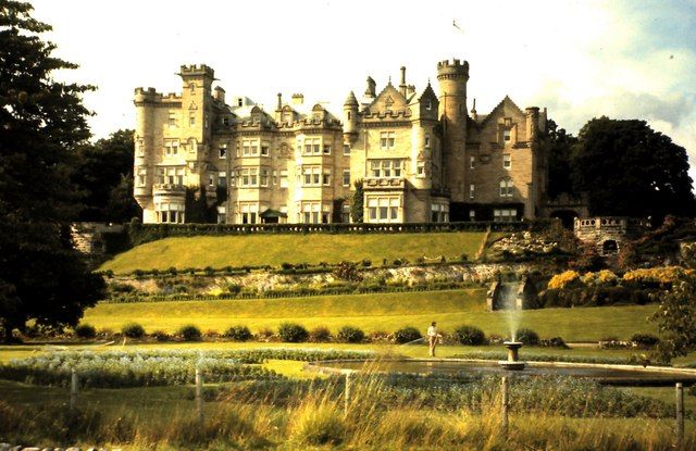 File:Skibo Castle - geograph.org.uk - 1044201.jpg