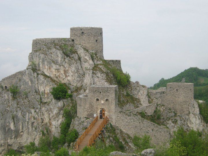 File:Srebrenik.jpg