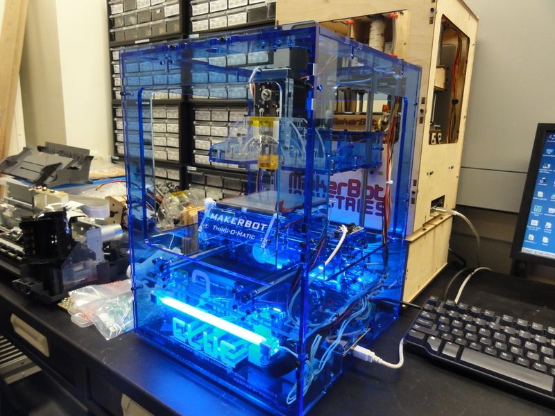 File:Transparent Makerbot Thing-O-Matic.jpg