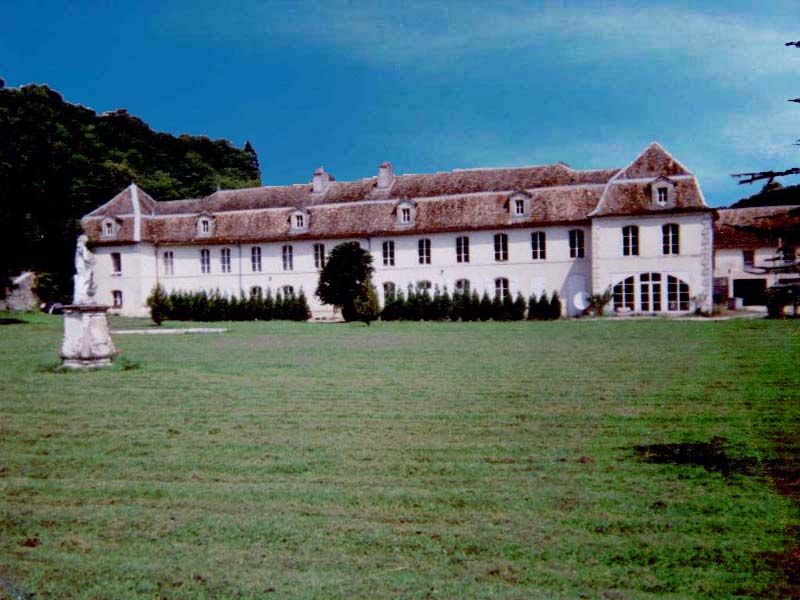 File:Abbaye de l'étanche.jpg