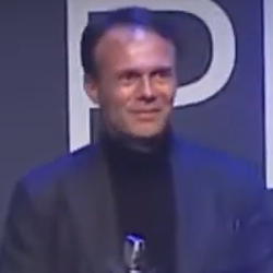 File:Francesco Pezzulli Gran Galà del Doppiaggio 2017.png