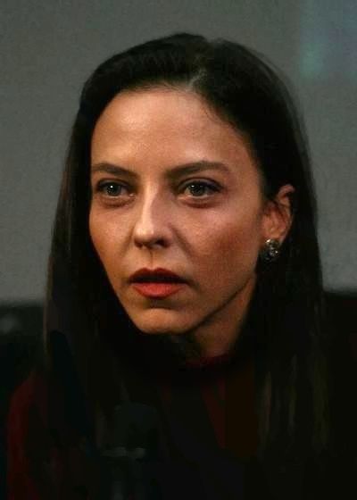 File:Juliet Landau 2004 1.jpg