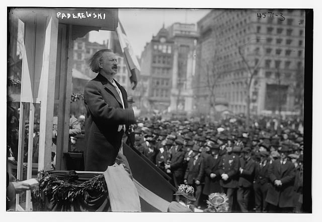 File:Paderewski speech.jpg