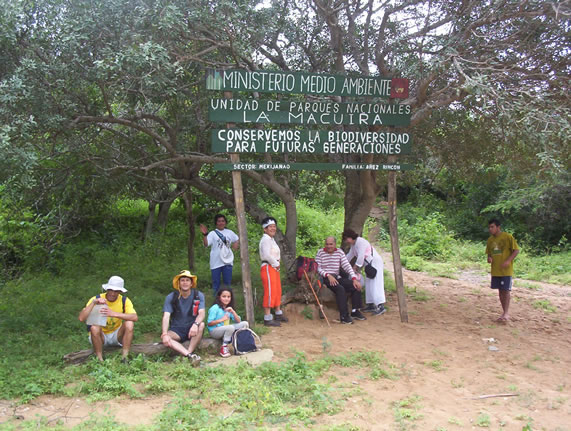 File:Serrania de Macuira entrance.png