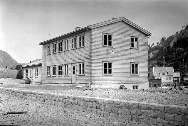 File:Storekvina stasjon 1942.jpeg