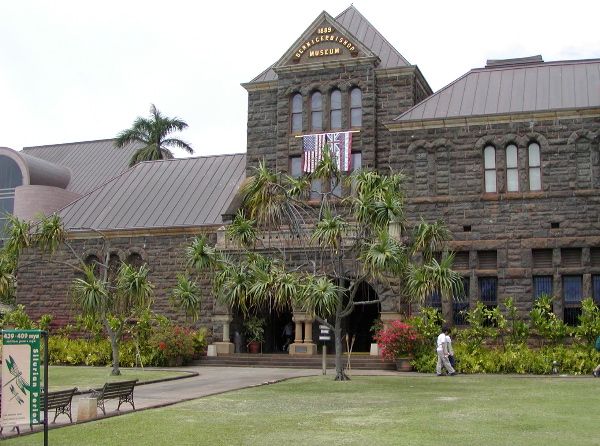 File:Bishop Museum front-600px.jpg