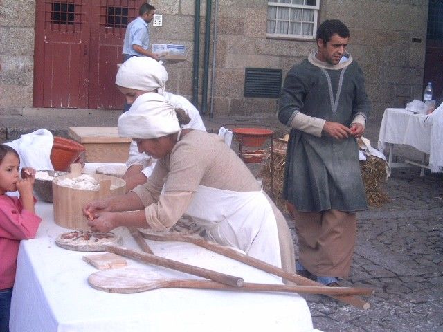 File:Feira Joanina Guimarães.jpg