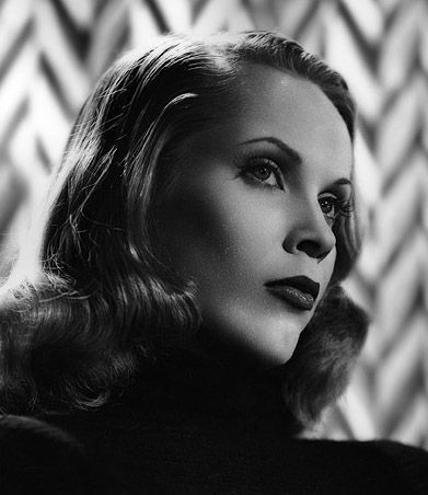 File:Maila Nurmi 1947.jpg