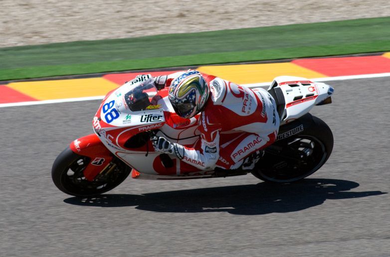 File:Niccolo Canepa Mugello 2009.jpg