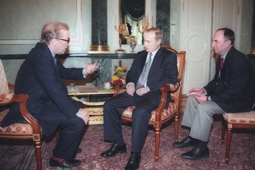 File:Vladimir Putin with David Frost-1.jpg