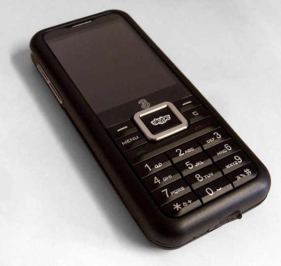 File:3-Skypephone-Black.jpg