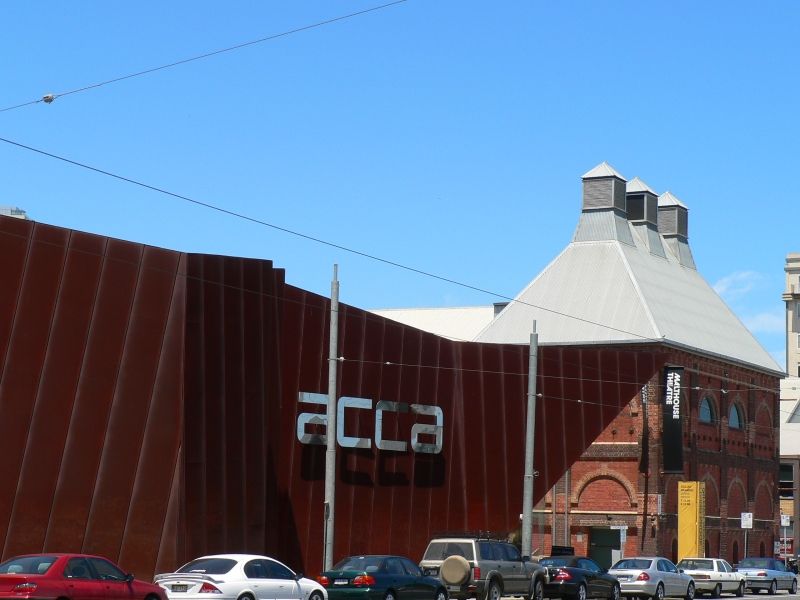 File:Acca and malthouse theatre southbank.jpg