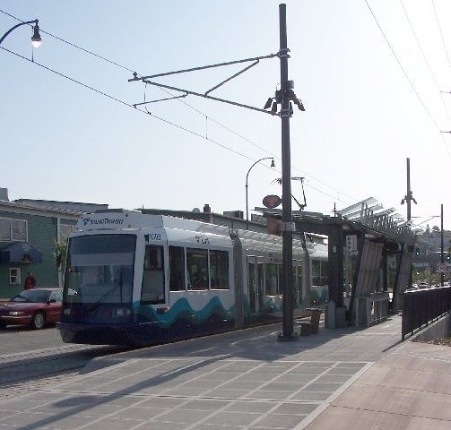 File:Tacoma Link at Tacoma Dome Station.jpg