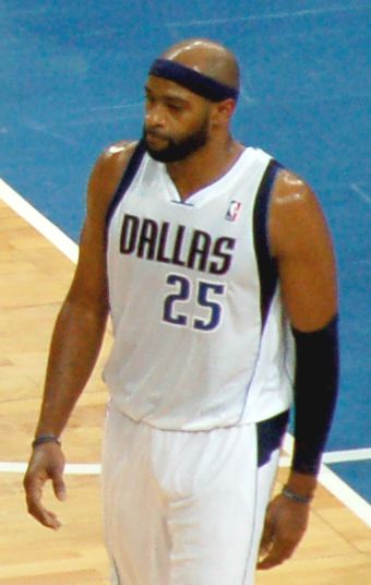 File:Vince Carter Dallas Mavericks 2012 (cropped).jpg