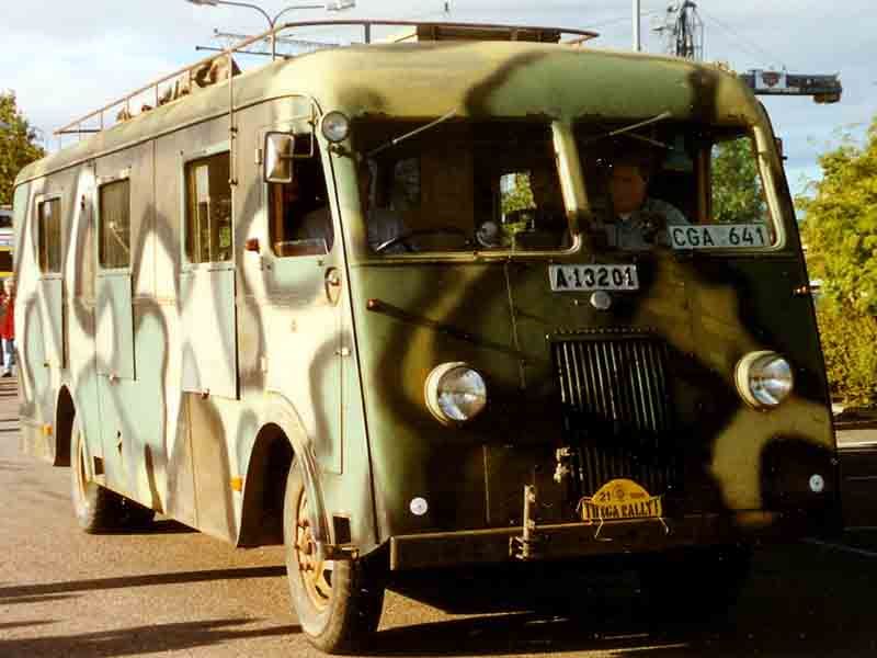 File:Volvo B 12 Bus 1940.jpg