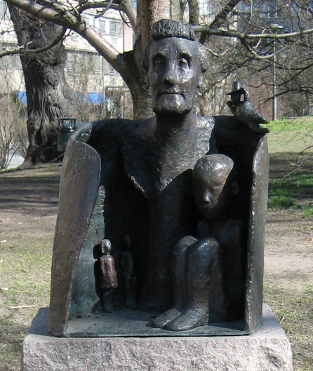 File:Astrid lindgren skulptur.png