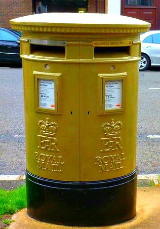 File:Joanna Rowsell's gold postbox in Cheam, London.jpg