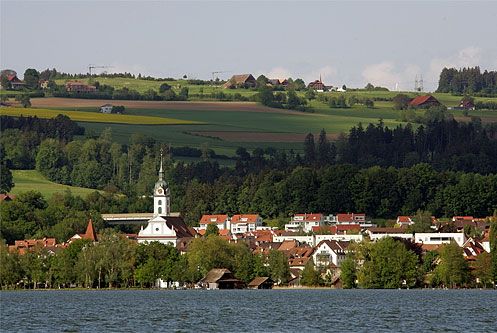 File:Sempach Sempachersee.jpg