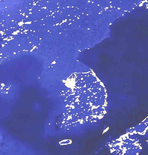 File:Korean peninsula at night edited.jpg