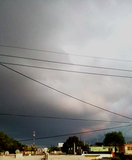 File:Thunderstorm Cloud.png