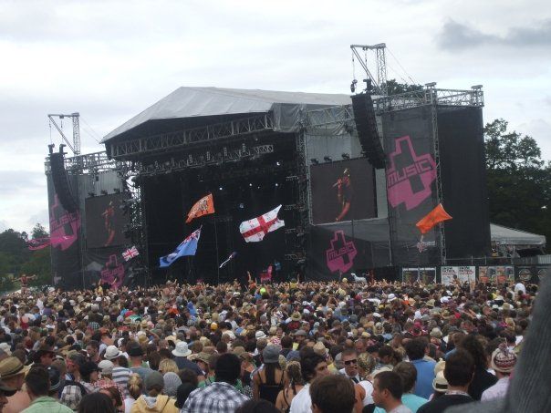 File:V Festival 2009.jpg