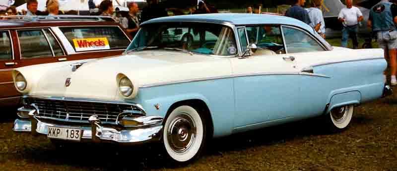 File:1956 Ford KKP183.jpg