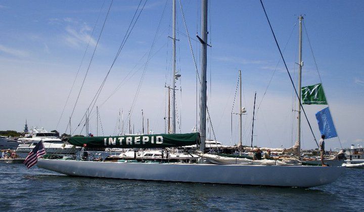 File:Intrepid2010.jpg