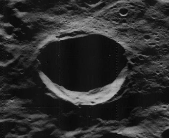 File:Pease crater 5015 h2.jpg