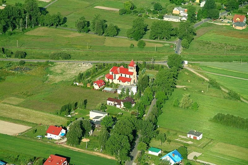 File:Żuków.jpg