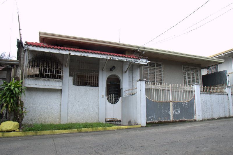 File:Clemente and Ofelia Jumawan House.jpg