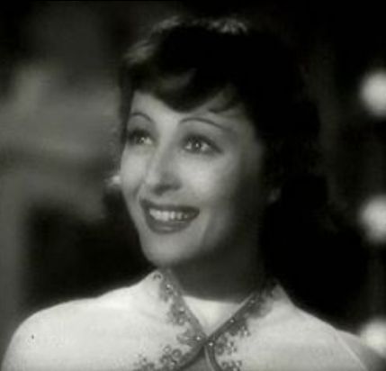 File:Luise Rainer in Dramatic School trailer 2.JPG