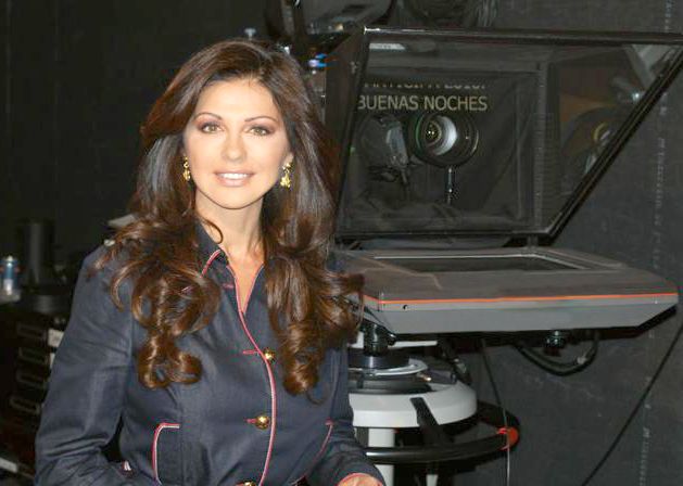 File:Presentadora de Tv.jpg