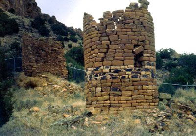 File:Stone towers at Canyons of the Ancients.jpg