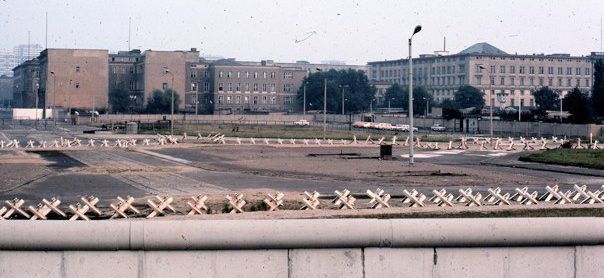 File:Empty Potsdamer Platz in 1977.jpg