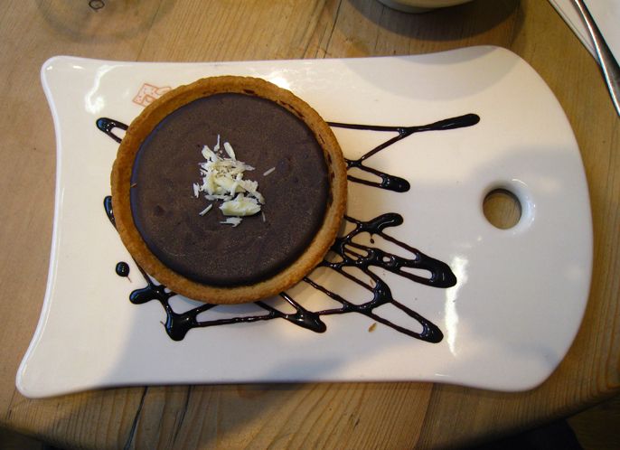 File:Espresso chocolate tart with cholocate sauce.jpg