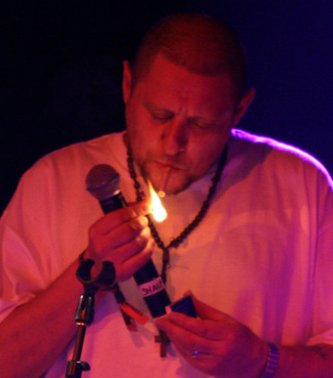 File:Shaun Ryder in 2007.png