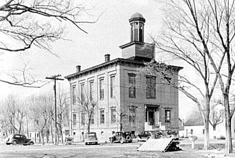 File:Shawneetown court house.jpg