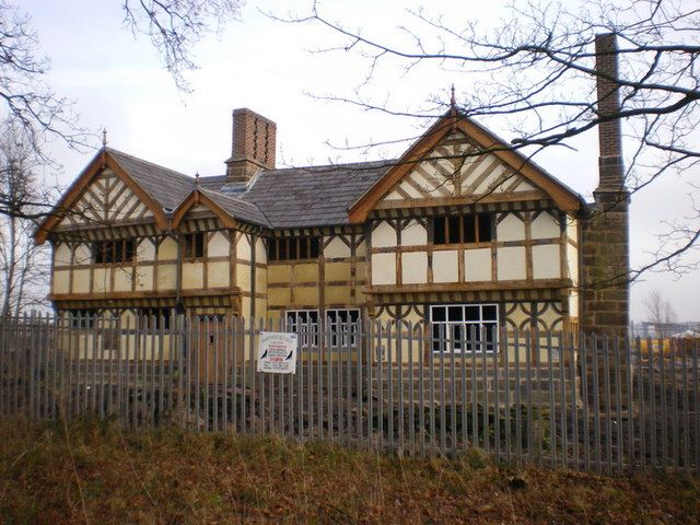 File:Buckshaw Hall - geograph.org.uk - 1097081.jpg