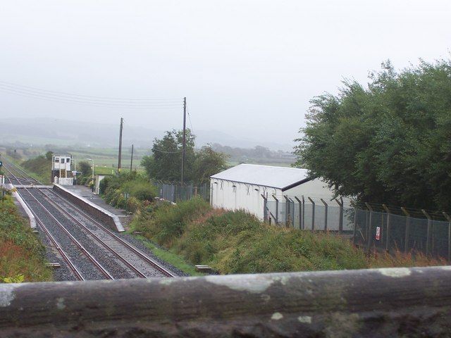 File:Drigg railway station in 2004.jpg