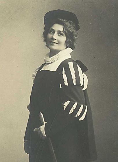 File:Margrethe-lendrop-i-faust-crop.jpg