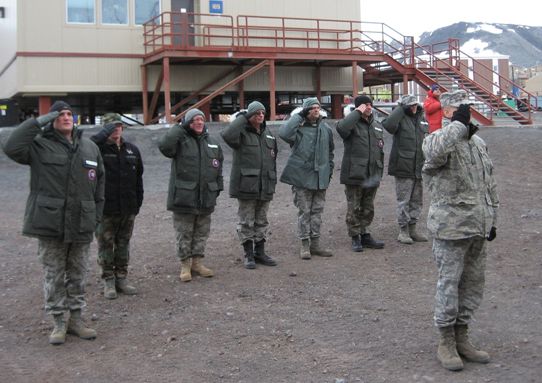 File:Operation Deep Freeze retreat ceremony.jpg