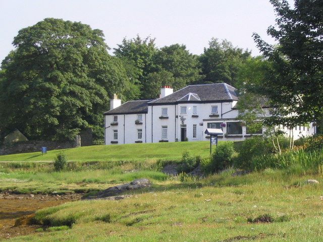 File:Strontian Hotel - geograph.org.uk - 1609921.jpg