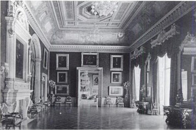 File:The grand saloon of Dorchester House.jpg