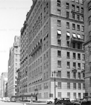 File:825 Fifth Avenue.jpg