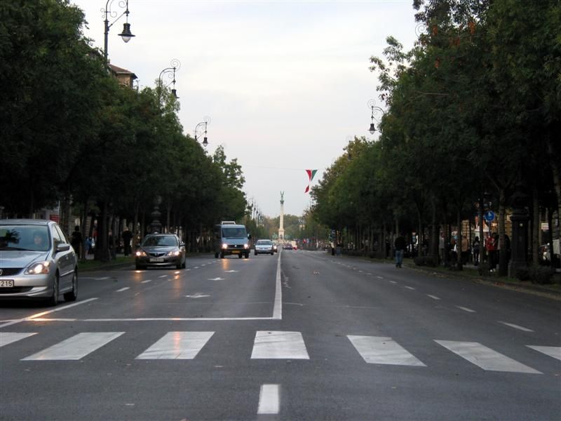 File:Andrassy-ut-budapest.jpg