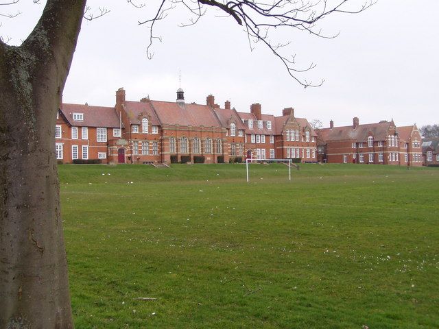 File:Bridlington School.jpg