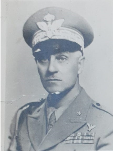 File:Gen. Arturo Benigni.png