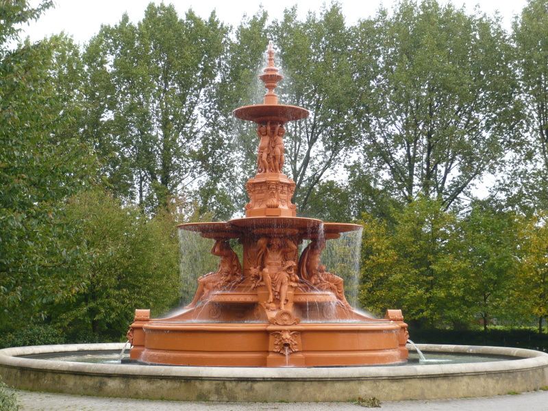 File:Hubert fountain 2.jpg