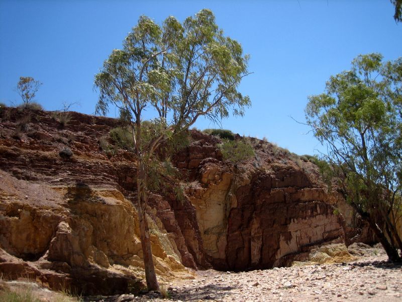 File:Ochre Pits.jpg